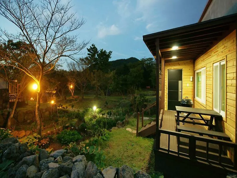 Gotjawal Geomunoreum Pension Jeju