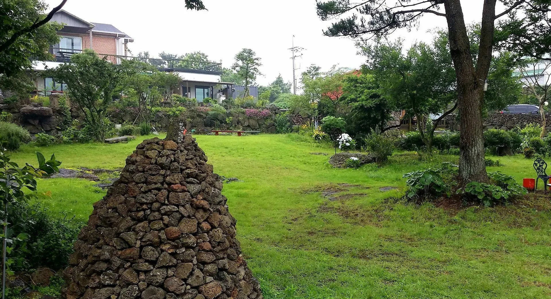 Gotjawal Geomunoreum Pension Jeju 0*,